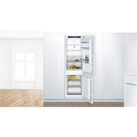 Bosch KIN86VFE0 Kühl-Gefrierkombination einbau