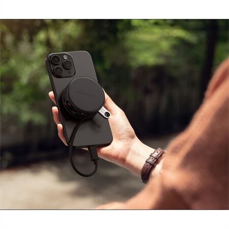 Satechi OntheGo 7-in-1 Multiport Adapter