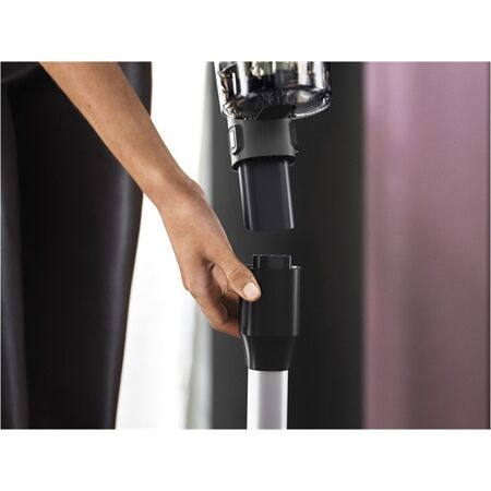 AEG AP72UB21ES mit Absaugstation